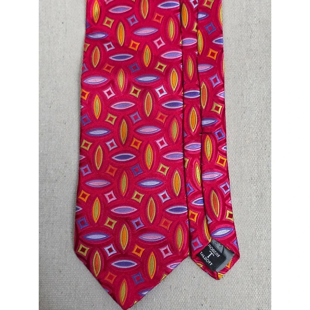 Robert Talbott Best of Class Mens Silk Tie Red‎ Geometric Oval Pattern Necktie